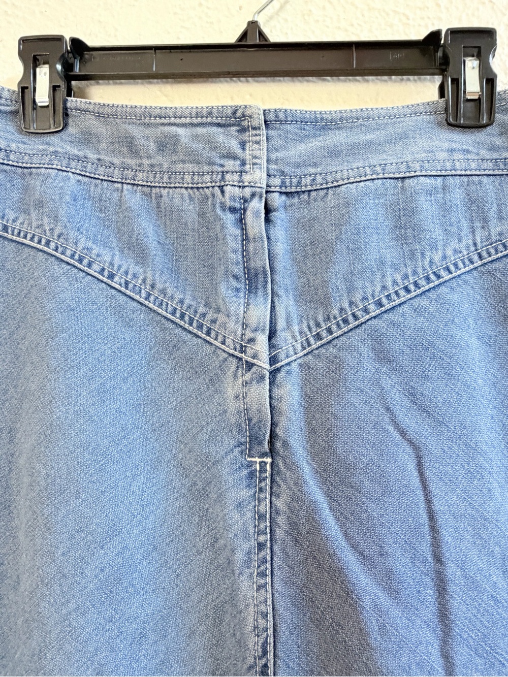 Marc Jacob’s denim flared skirt - Picture 6 of 7